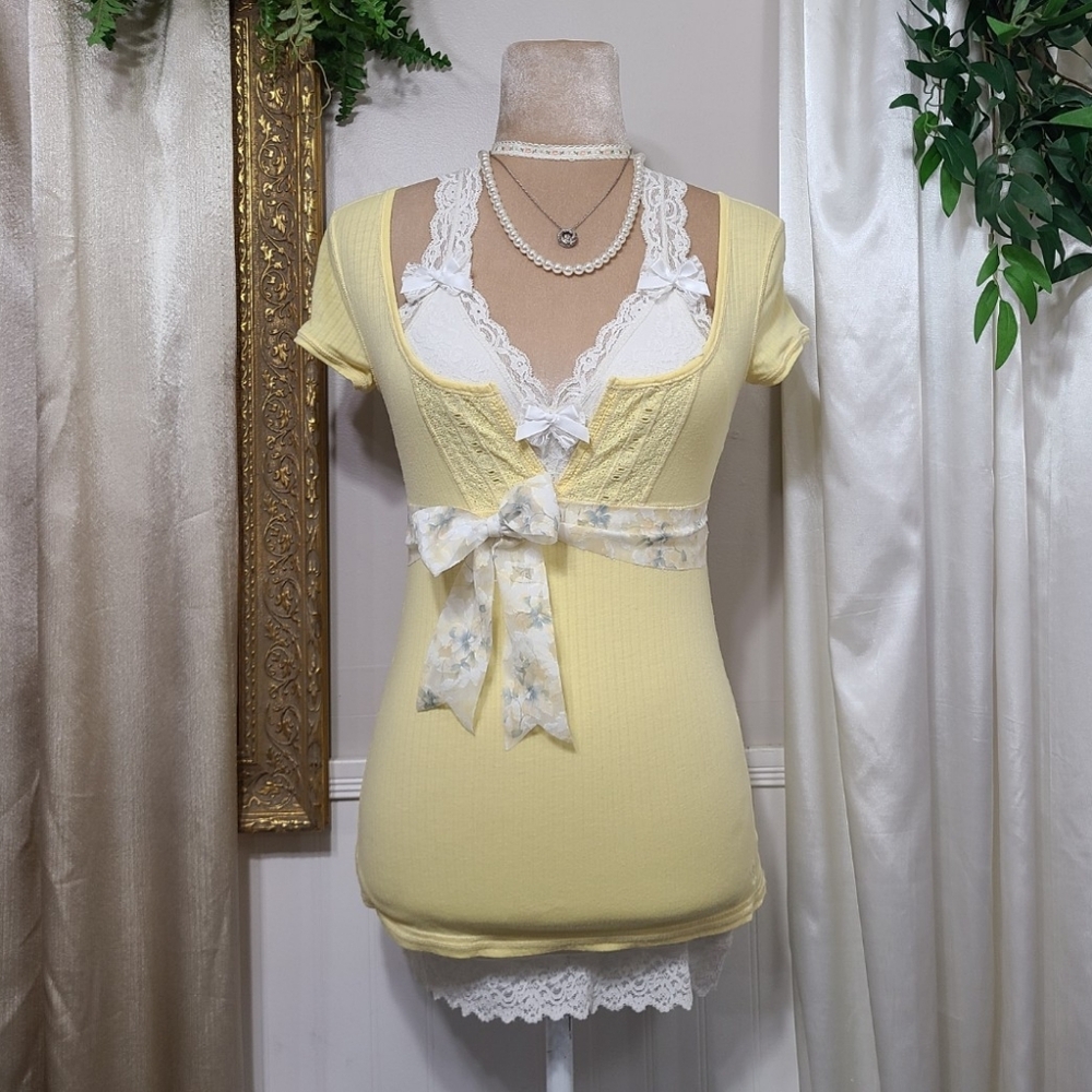 Super Cute ♡ Y2K ♡ Abercrombie Yellow Babydoll Top Short Sleeve
